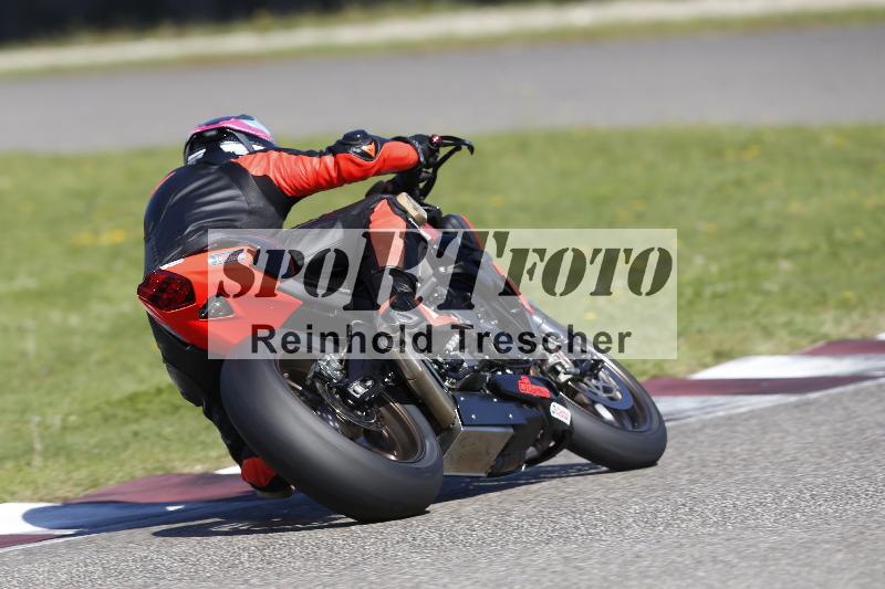 Archiv-2025/55 20.09.2025 Speer Racing ADR/Gruppe gelb/unklar